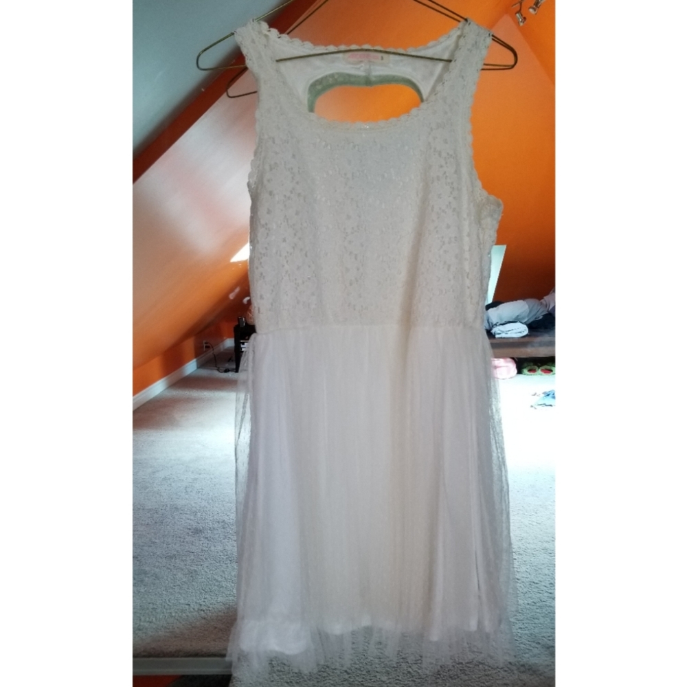Beautiful White/Ivory Lace Dress